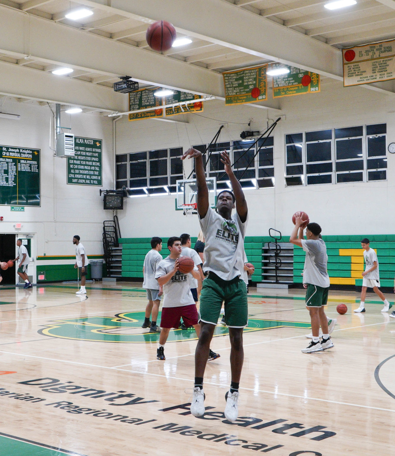 082419 Nwaba Basketball Camp 09.jpg